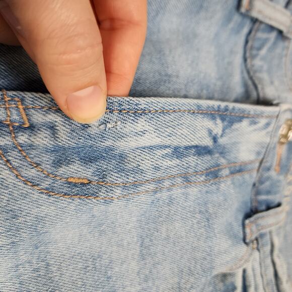 American Eagle Womens Super High Rise Straight Jean Size 8 Light Wash Denim - Picture 11 of 15